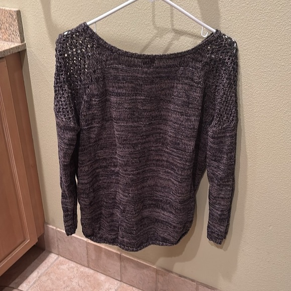 Volcom woman's black and tan sweater - Picture 7 of 10